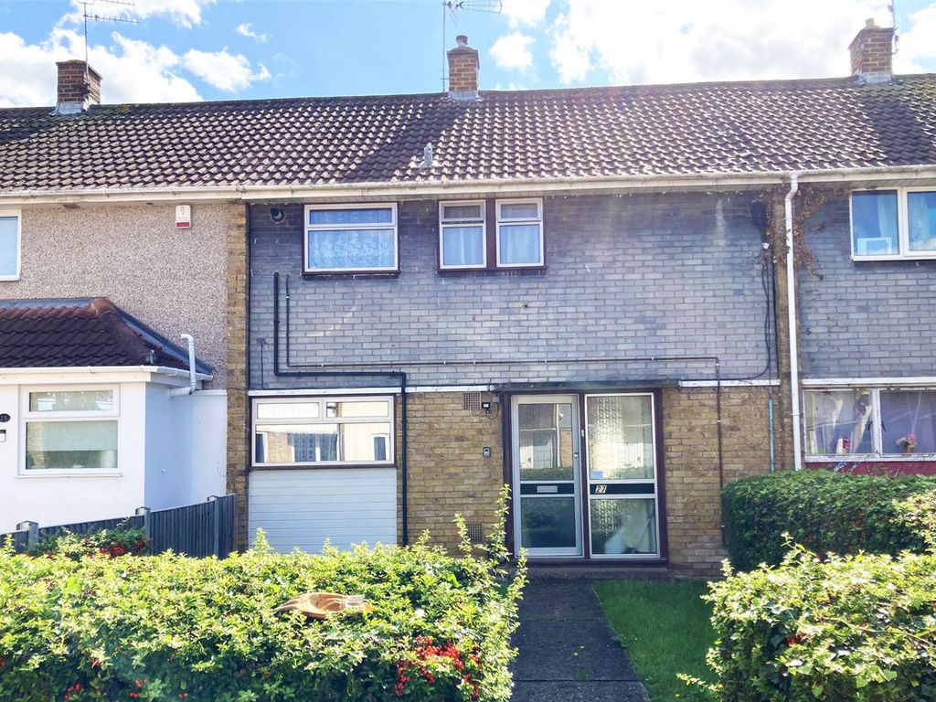 3 bed terraced house for sale in Thorrington Cross, Basildon, Essex SS14, £295,000 Zoopla