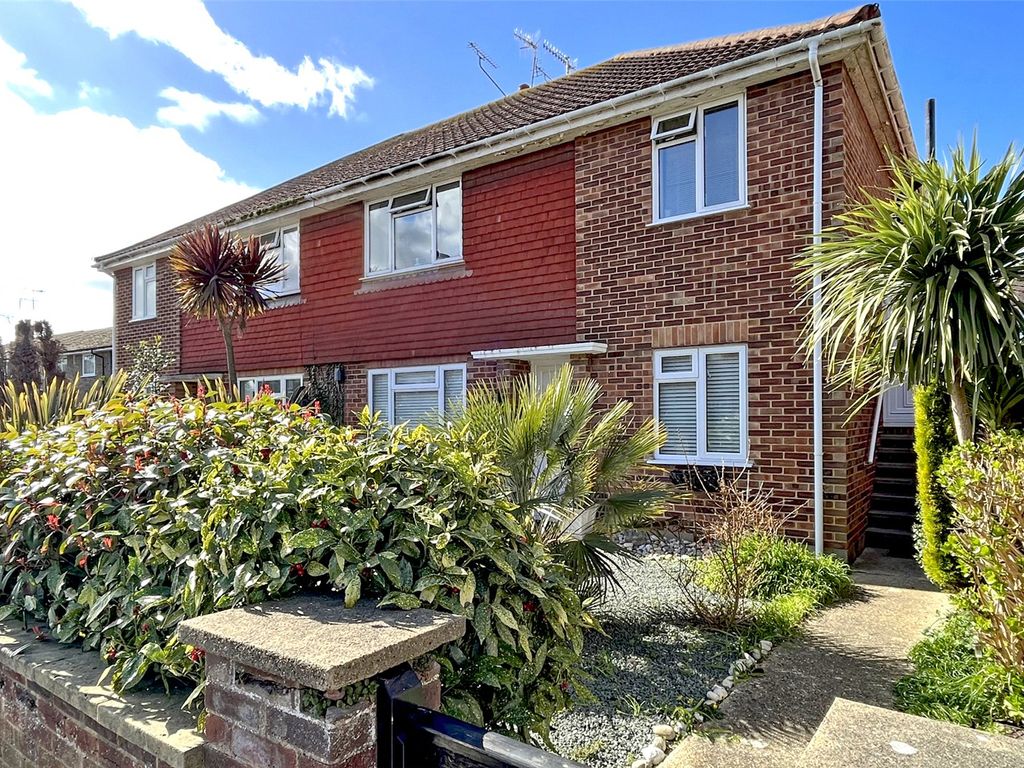 2 bed flat for sale in Chesham Close, GoringBySea, Worthing, West Sussex BN12 Zoopla