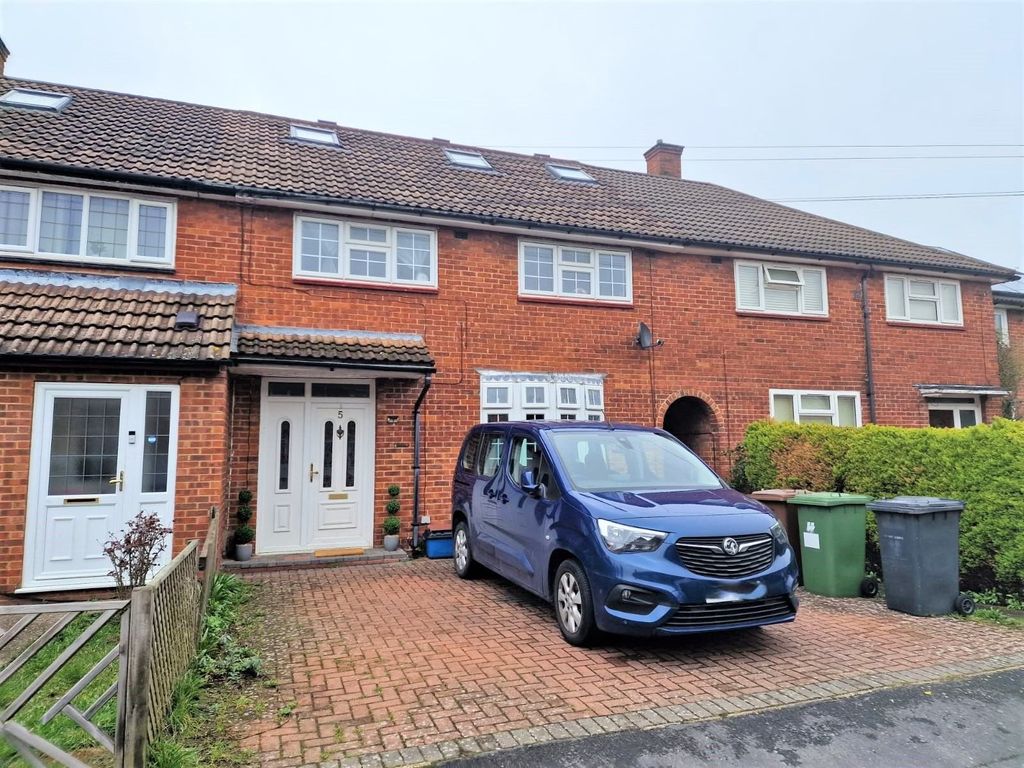 4 bed terraced house for sale in Buckingham Road, Borehamwood WD6 Zoopla