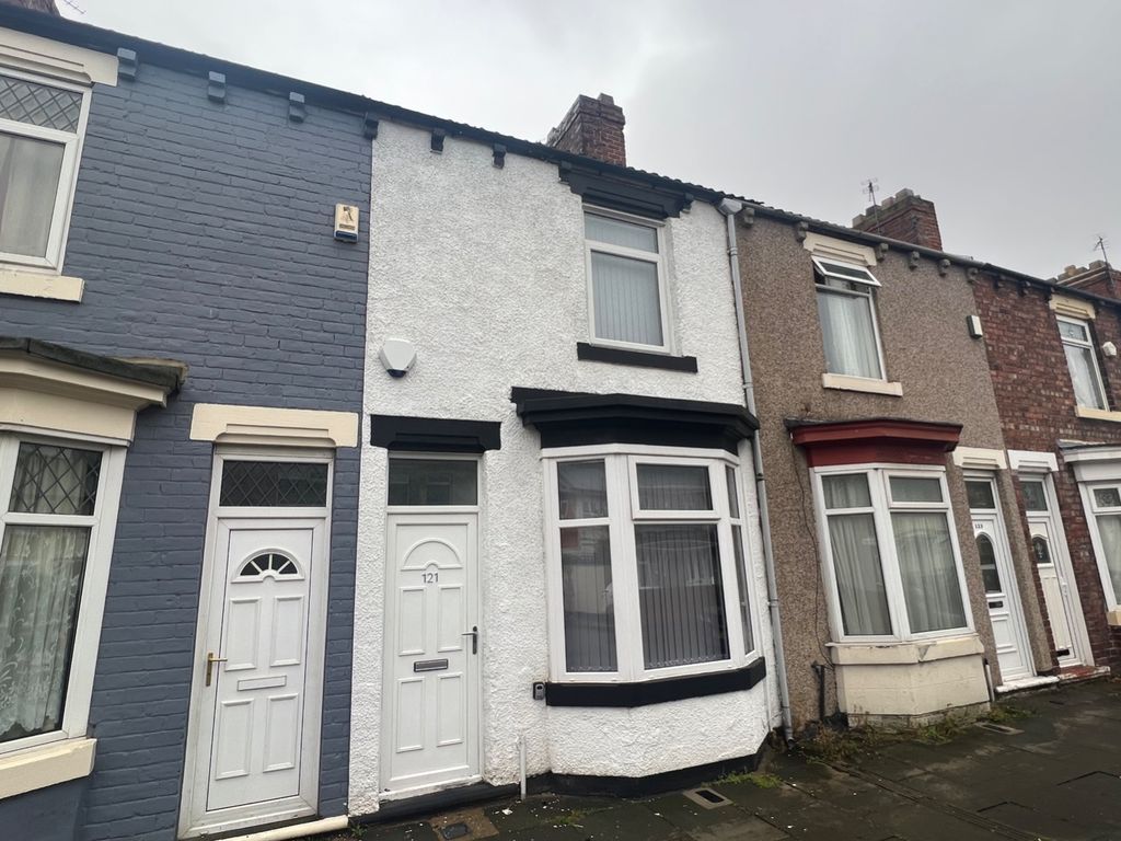 4 bed terraced house to rent in Surrey Street, Middlesbrough, North Yorkshire TS1, £450 pcm Zoopla