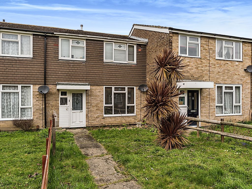 3 bed terraced house for sale in Bracken Court, Sittingbourne ME10 Zoopla