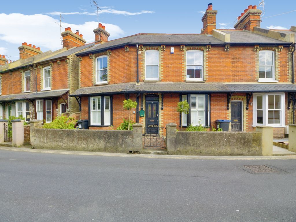 3 bed end terrace house for sale in Pound Lane, Canterbury CT1 Zoopla