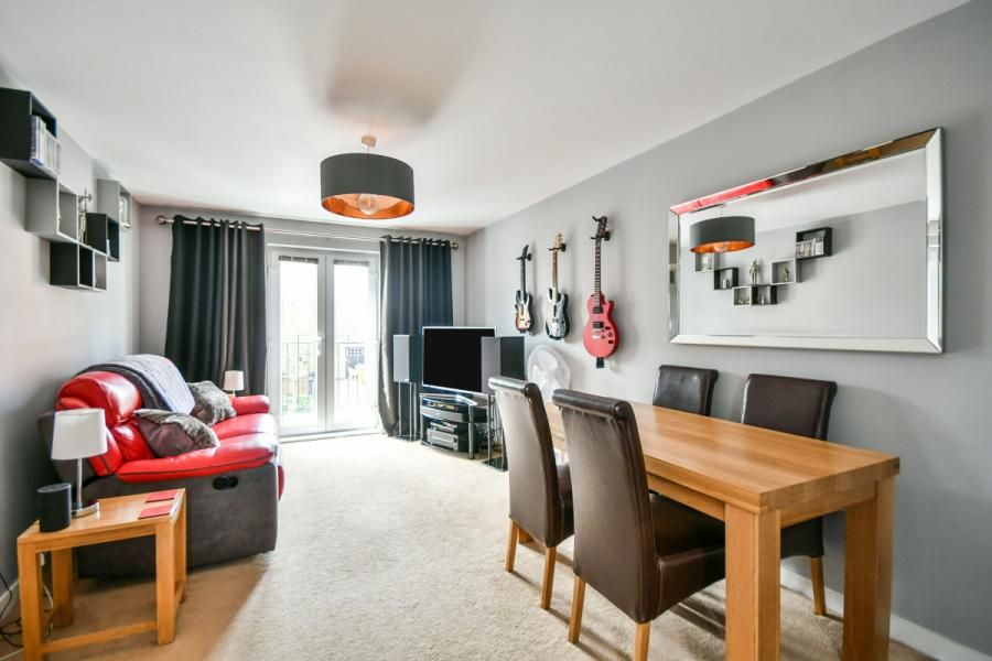 Vistula Crescent Swindon Wiltshire SN25  