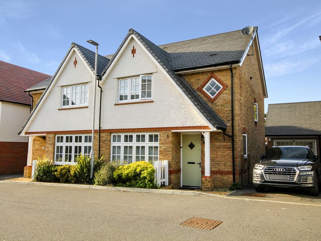 3 bed semidetached house for sale in Parker Drive, Langdon Hills SS16