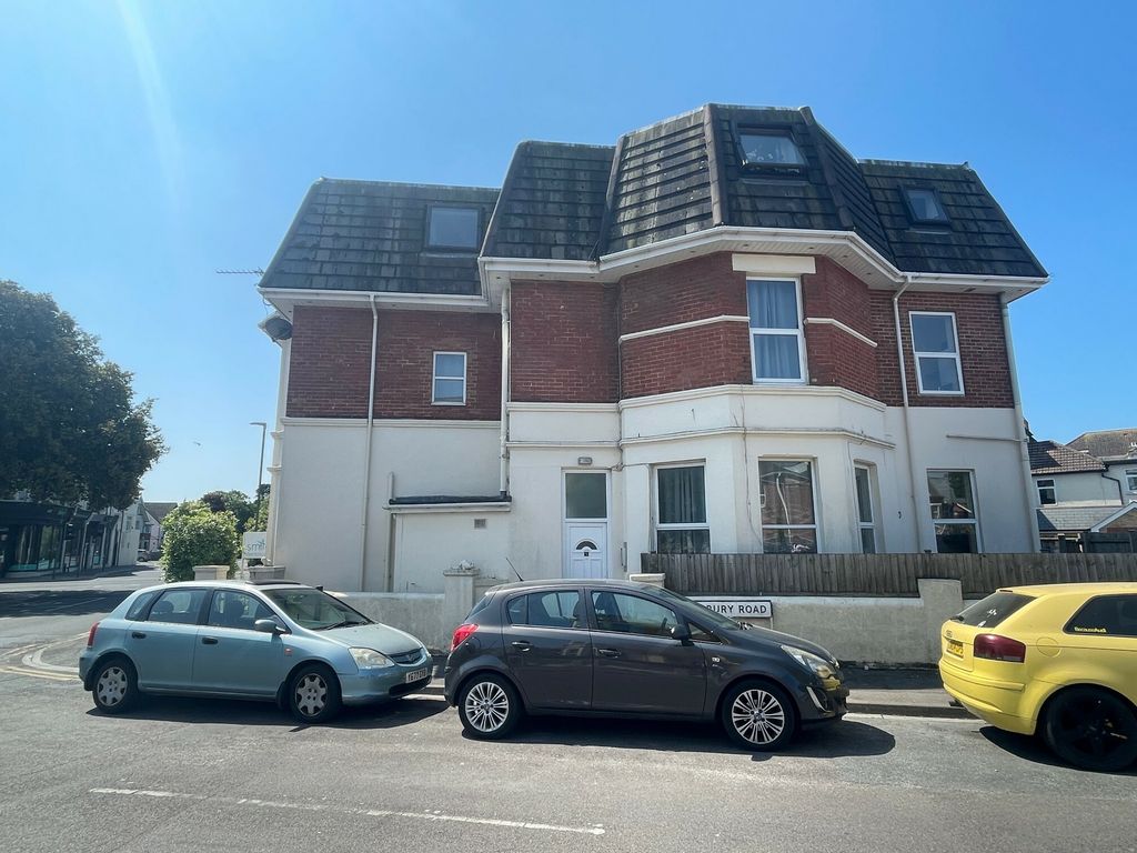 Studio to rent in The Crescent, Bournemouth BH1 Zoopla