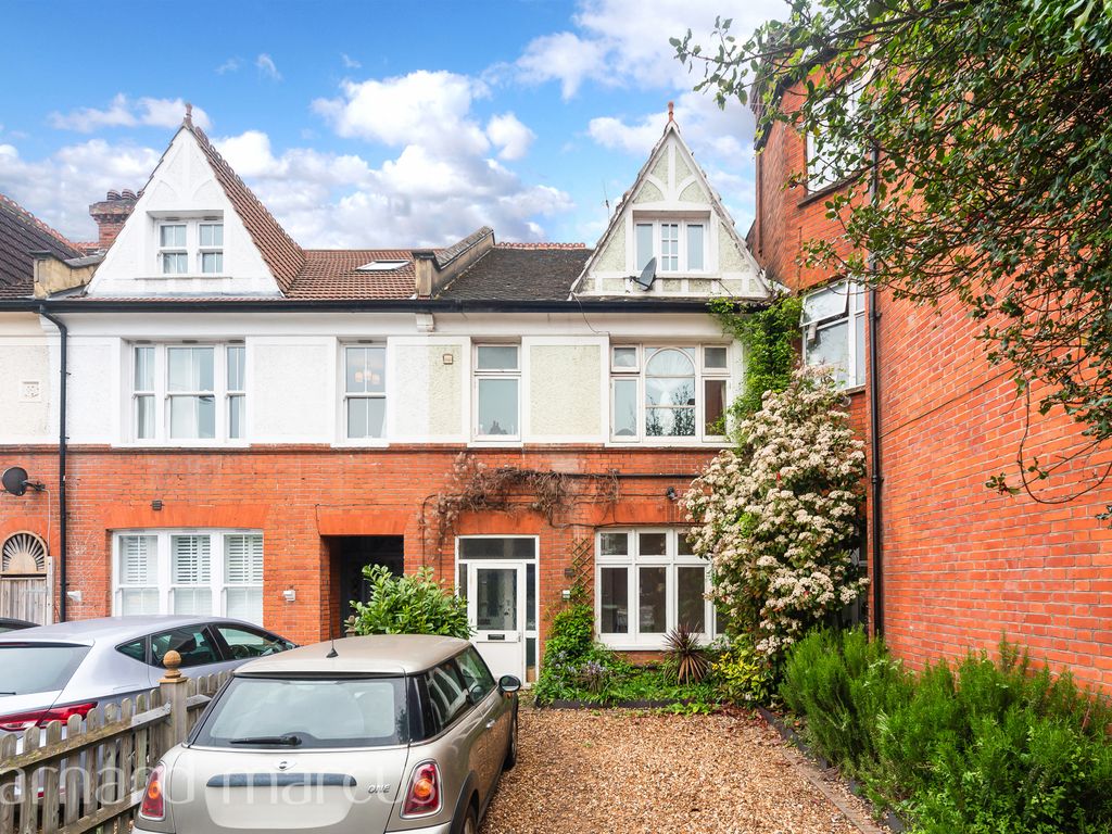 1 bed flat to rent in Ewell Road, Surbiton KT6, £1,350 pcm Zoopla