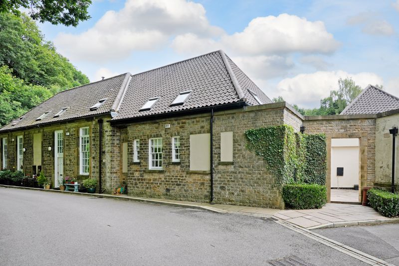 2 bed town house for sale in King Edwards, Rivelin, Sheffield 6 S6, £