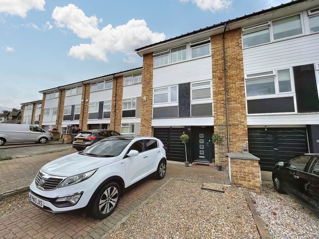 4 bed terraced house for sale in St Johns Road, Petts Wood, Orpington