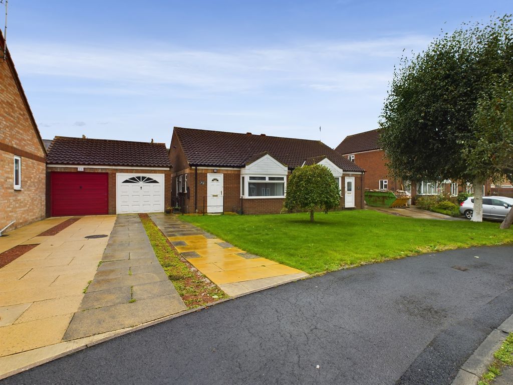2 bed bungalow for sale in Springwell Lane, Northallerton