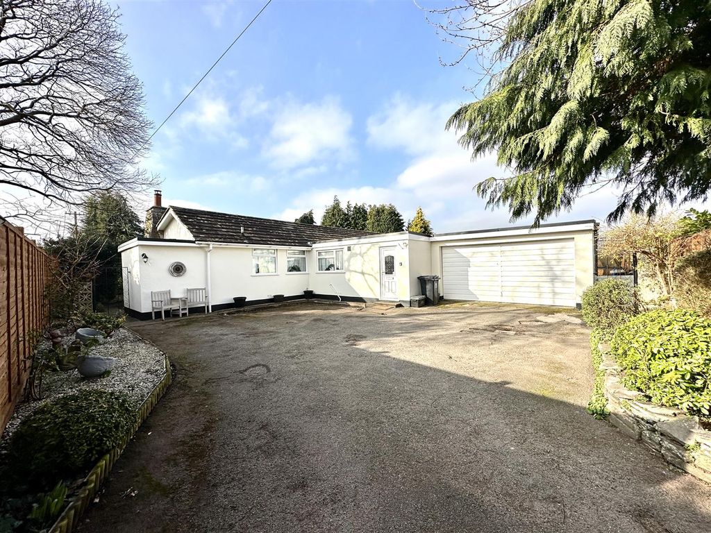 3 bed detached bungalow for sale in Mathern, Chepstow NP16 Zoopla