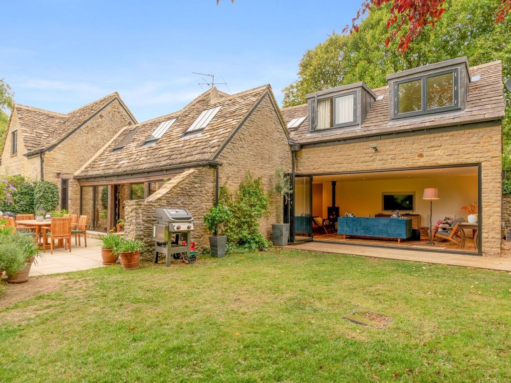 4 bed detached house for sale in Eastcourt, Malmesbury SN16, £1,495,000