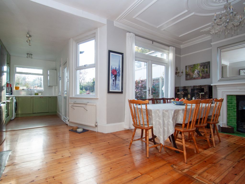 4 bed terraced house to rent in Bow Lane, North Finchley, Pet