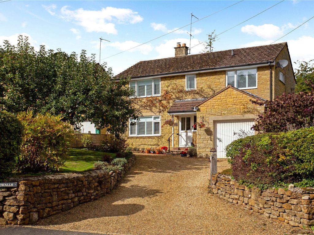 4 bed detached house for sale in School Lane, Warmington, Banbury OX17