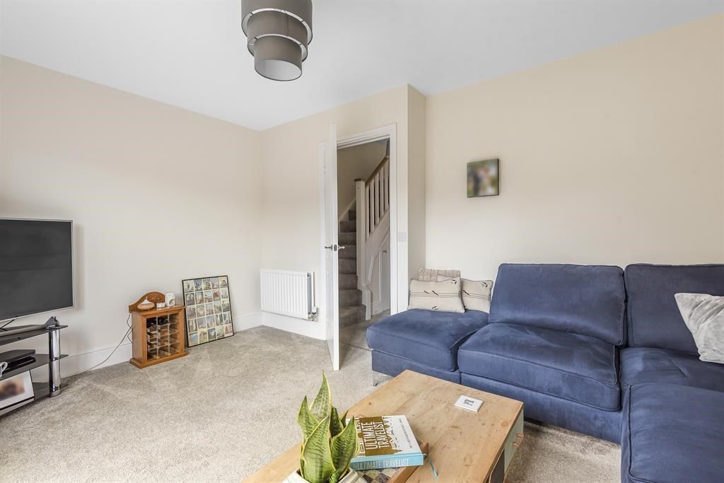 5 bed flat to rent in Wilton Way, London E8 - Zoopla