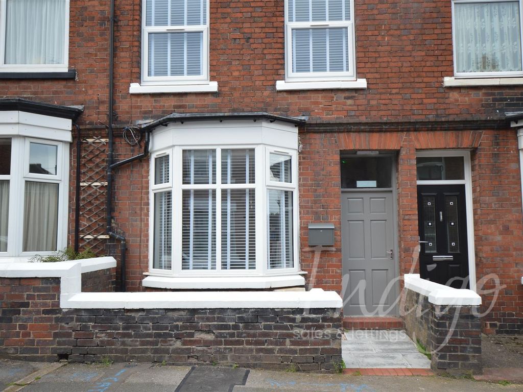 5 bed property to rent in Florence Street, NewcastleUnderLyme ST5