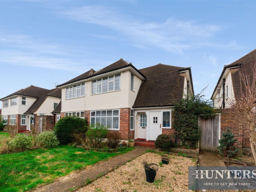 2 bed for sale in Barnes End, New Malden KT3 Zoopla