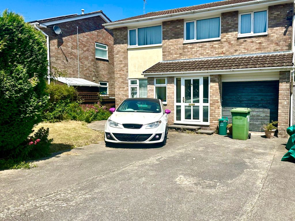 4 bed detached house for sale in The Dell, Tonteg, Pontypridd CF38, £