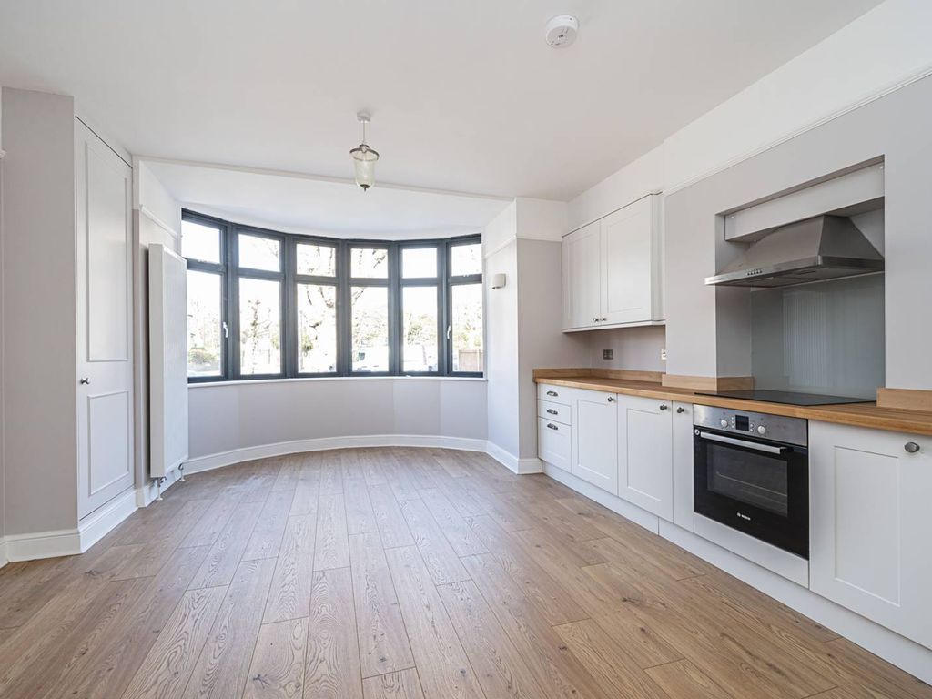 New home, Studio for sale in Broomfield Lane, Palmers Green N13 Zoopla