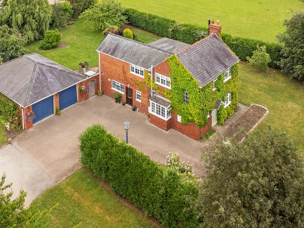4 bed detached house for sale in Ash Lane, Church Fenton, Leeds LS25