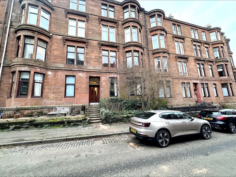1 bed flat for sale in Caird Drive, Glasgow G11, £195,000 Zoopla