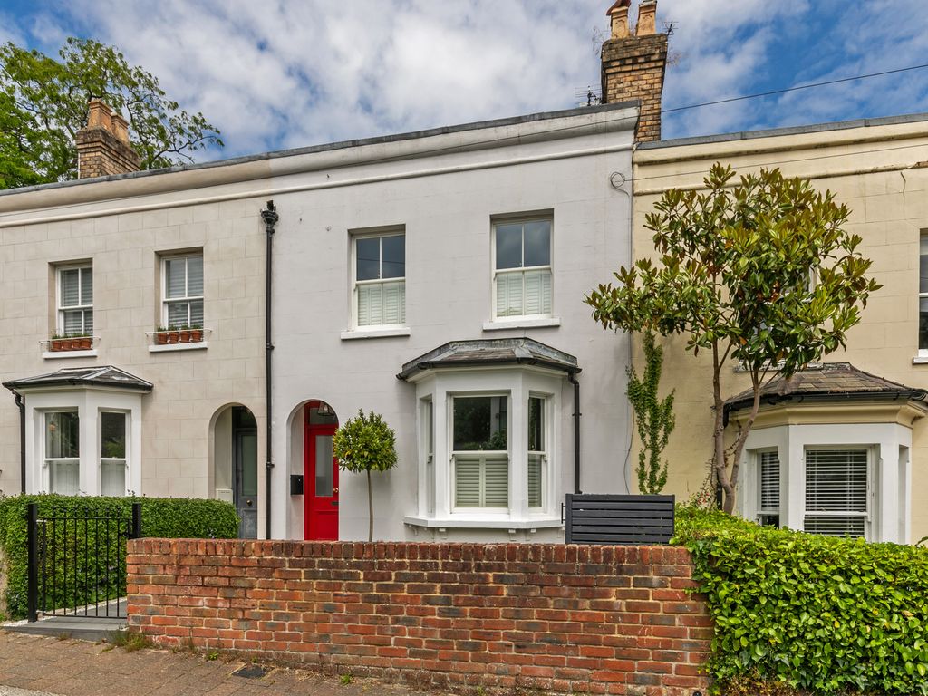 2 bed terraced house for sale in Tower Street, Winchester SO23, £