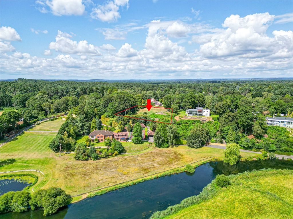 Land for sale in Avon Castle Drive, Ringwood BH24, £900,000 Zoopla