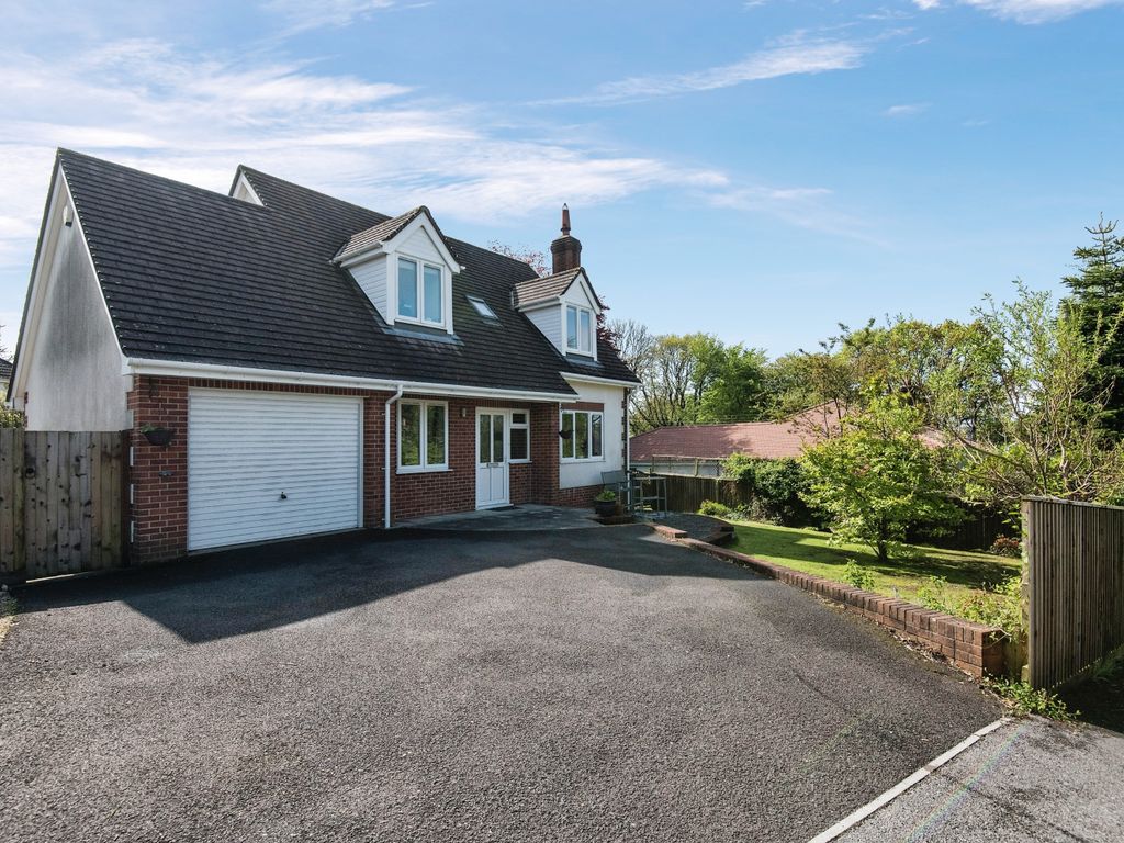 4 bed detached house for sale in Charmouth Road, Axminster EX13 Zoopla