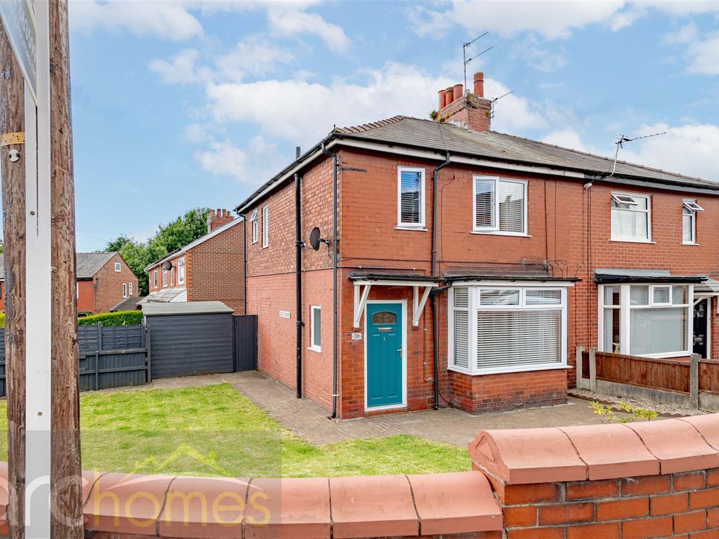 3 bed semidetached house for sale in Lodge Road, Atherton, Manchester