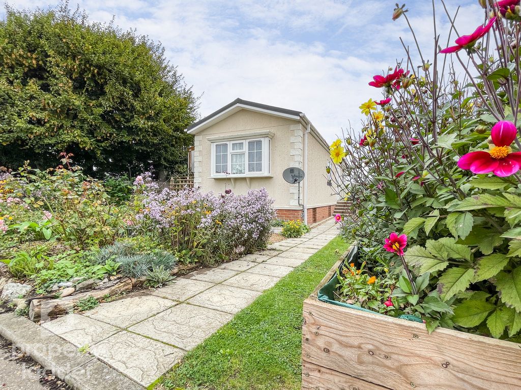 2 bed mobile/park home for sale in Woodland View, Stratton Strawless