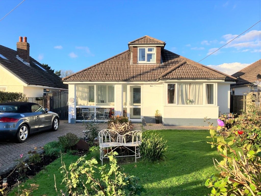 3 bed bungalow for sale in Carlton Avenue, Barton On Sea, New Milton