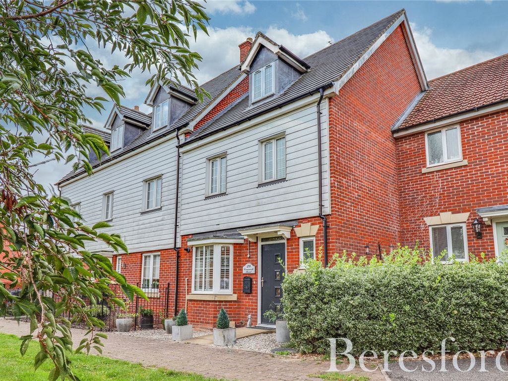4 bed terraced house for sale in Cromwell Road, Flitch Green CM6, £375,000 Zoopla