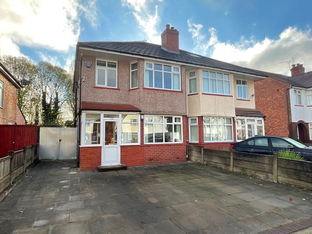 3 bed semidetached house for sale in Balmoral Drive, Churchtown