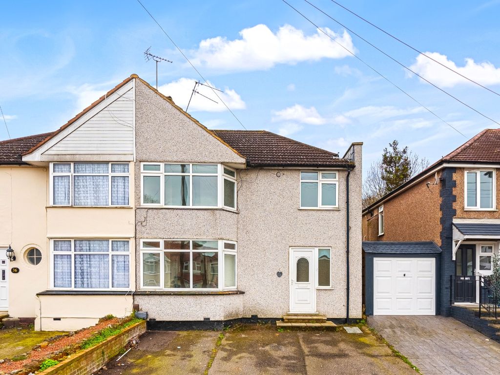 4 bed semidetached house for sale in Holmsdale Grove, Bexleyheath