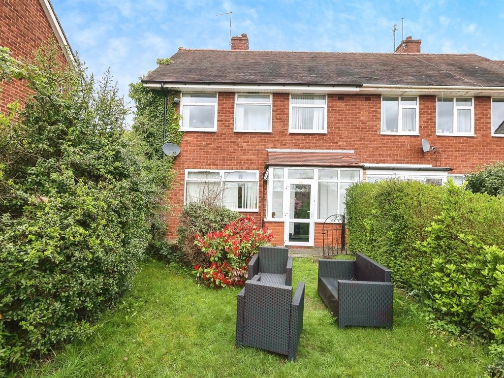 4 bed end terrace house for sale in Quinton Road, Harborne, Birmingham