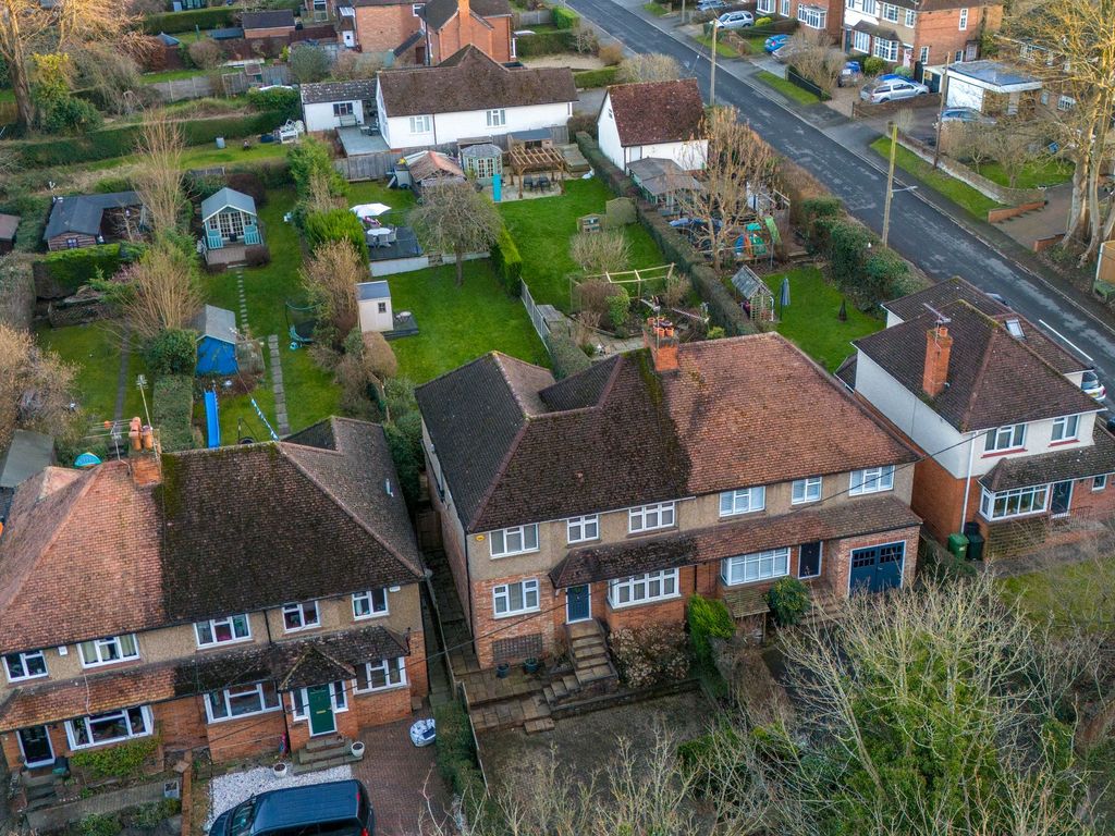 5 bed semidetached house for sale in Holmer Green Road, Hazlemere HP15