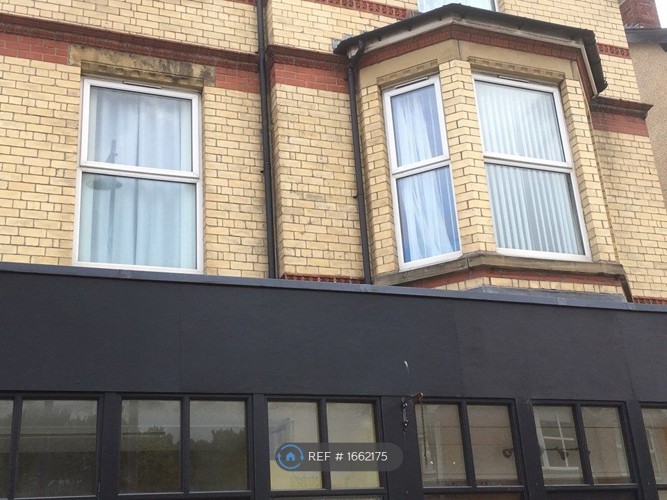 2 bed flat to rent in Greenfield Road, Colwyn Bay LL29 Zoopla