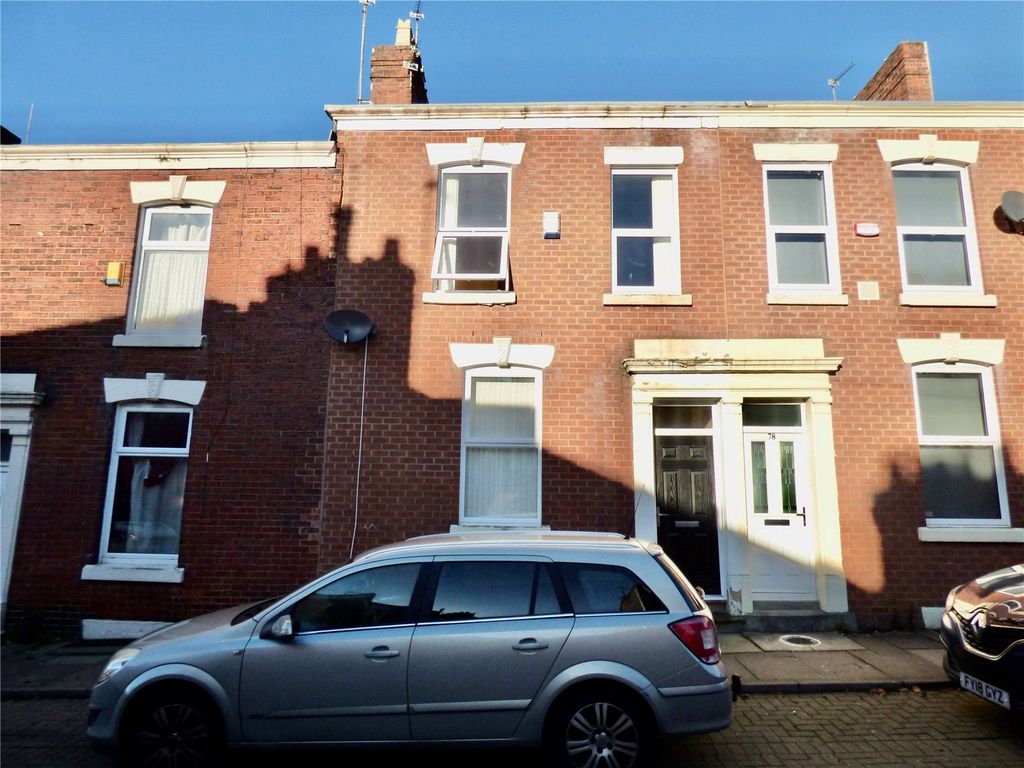 3 bed terraced house for sale in Christ Church Street, Preston