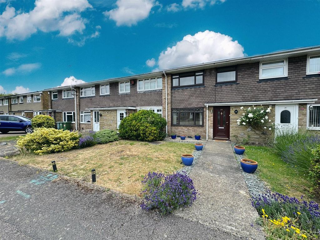 3 bed terraced house for sale in Stanhope Road, Rainham RM13, £410,000