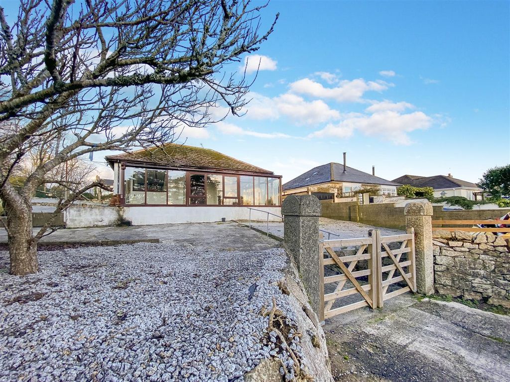 3 bed detached bungalow for sale in Brillwater Road, Constantine