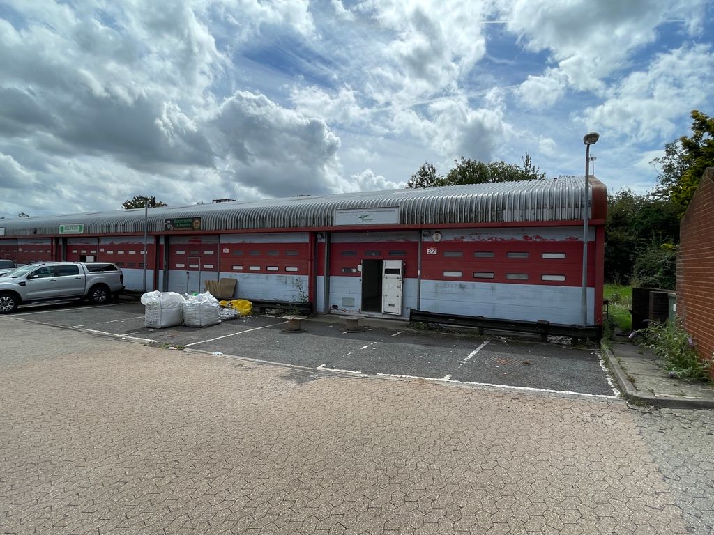 Industrial to let in Unit 27 Acacia Close, Cherrycourt Way, Leighton