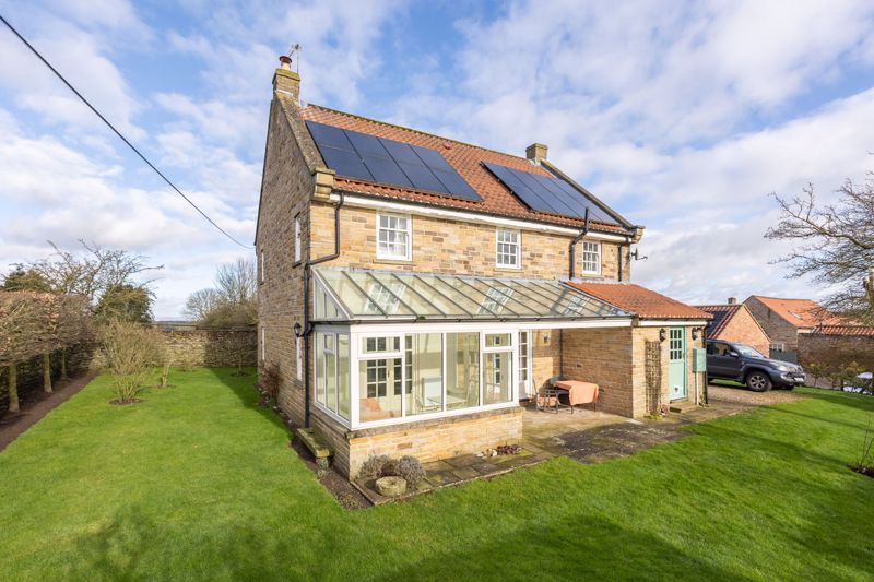4 bed detached house for sale in North Back Lane, Terrington, York YO60