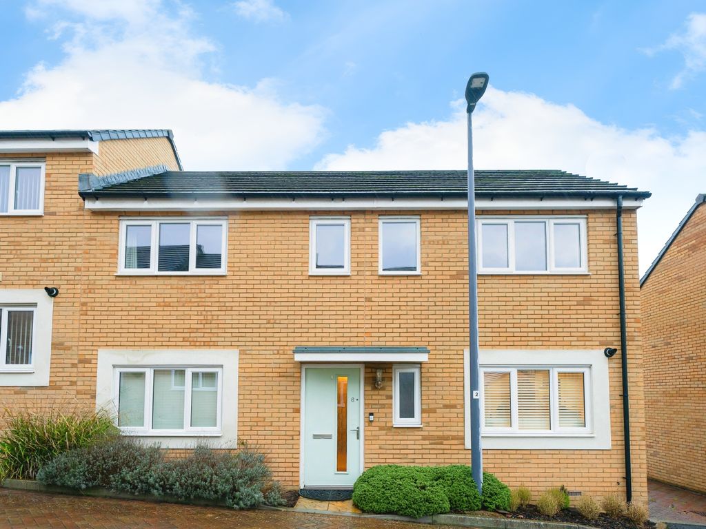 3 bed semidetached house for sale in Meadowsweet Road, Bristol BS16, £