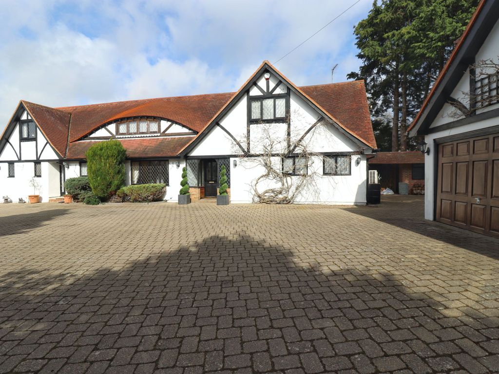 5 bed detached house for sale in Pear Tree Lane, Shorne, Gravesend DA12 Zoopla