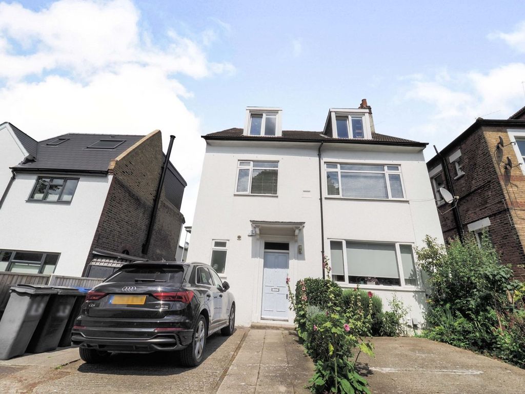 13 St. Pauls Avenue, Willesden Green NW2  