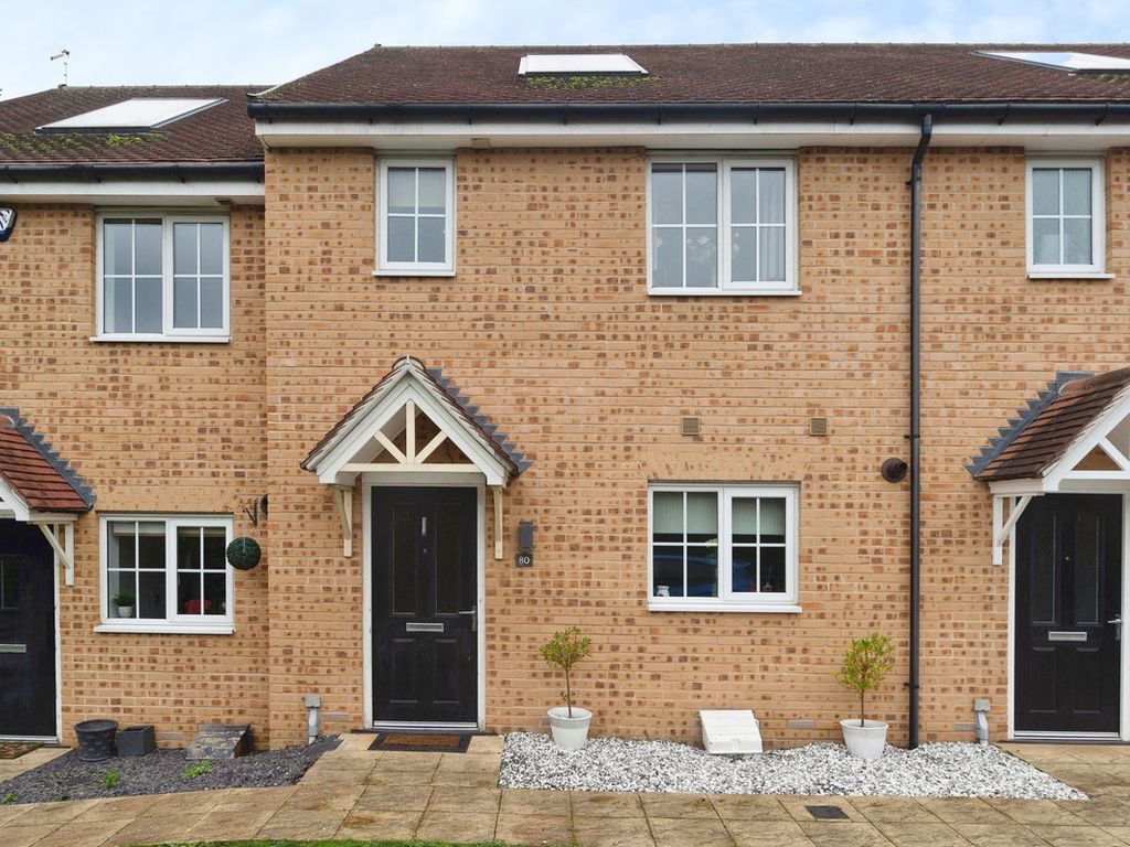 3 bed terraced house for sale in Cheapside West, Rayleigh SS6, £400,000