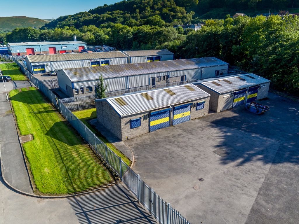 Industrial to let in Unit 4 Pontcynon Industrial Estate, Abercynon