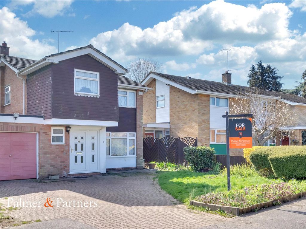 3 bed detached house for sale in Lexden Court, Colchester, Essex CO3