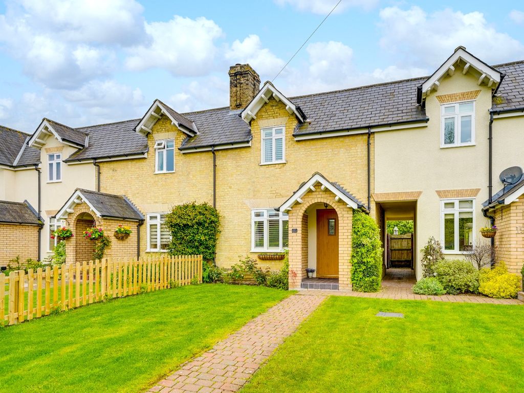 2 bed terraced house for sale in Hay Street, Steeple Morden, Royston