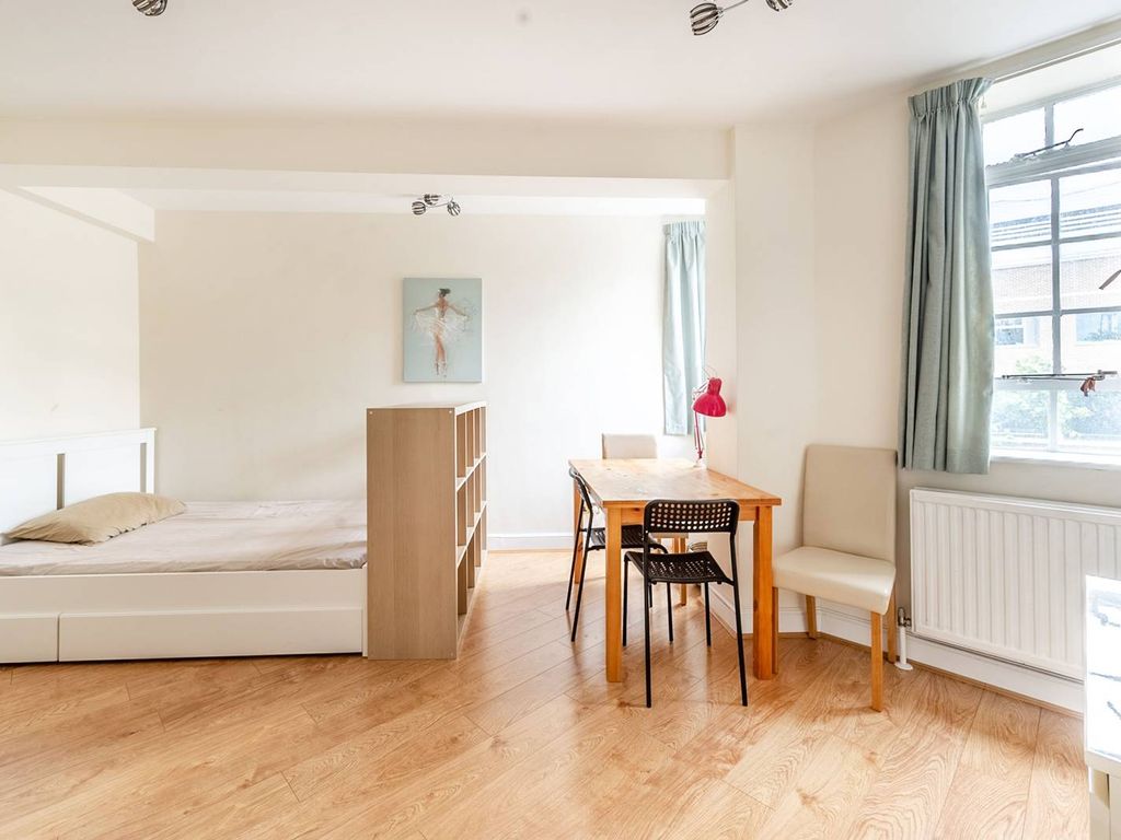 Studio to rent in Sloane Avenue, Chelsea, London SW3, £1,864 pcm Zoopla