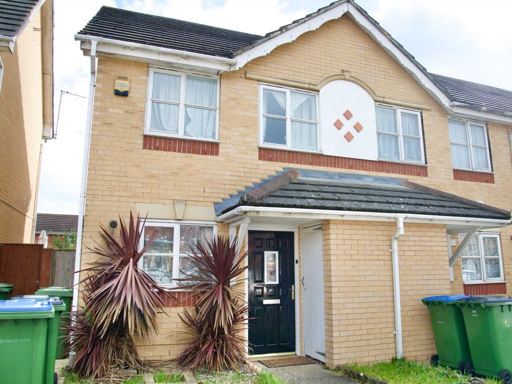 2 bed property for sale in Battery Road, Thamesmead SE28 Zoopla